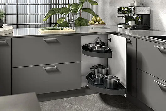 Hettich wardrobe interior fitting with internal accessory organisation